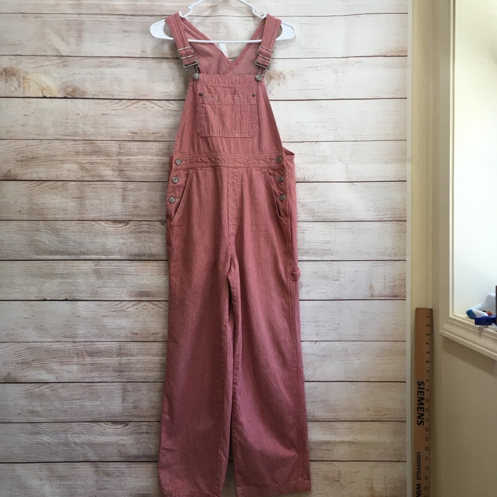 VINTAGE GAP ENGINEER OVERALLS IN RED AND WHITE STRIPES